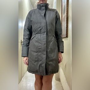 THE NORTH FACE Women's Herringbone Arctic Parka- Size M, Grey